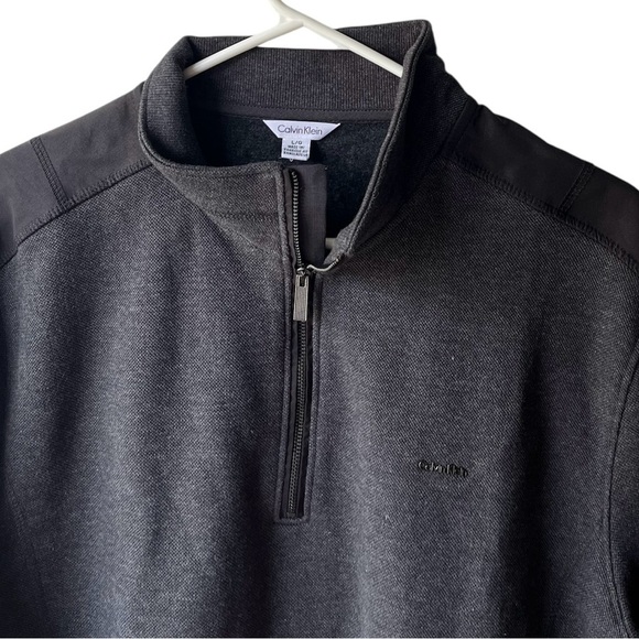 Calvin Klein Men's Charcoal 1/4 Zip-Up Sweater Large - Picture 2 of 6